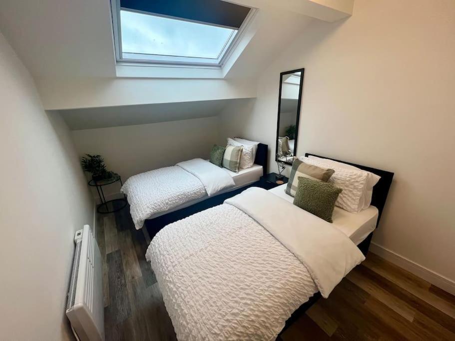 New 2 Bed Preston City Centre Flat - Sleeps 4 ภายนอก รูปภาพ